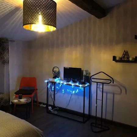 Gablys Privatunterkunft Communay